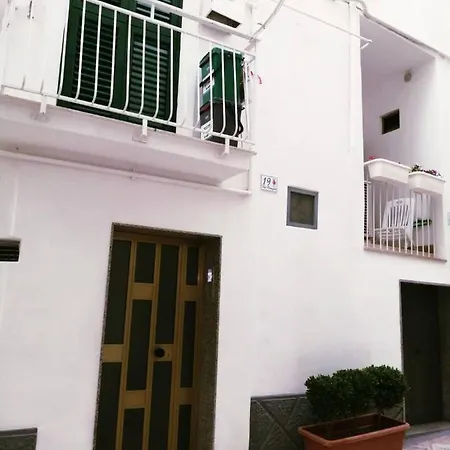 Melu Home. Monopoli