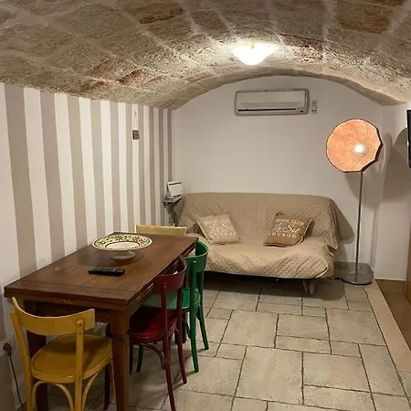 Melu Home. * Монополи